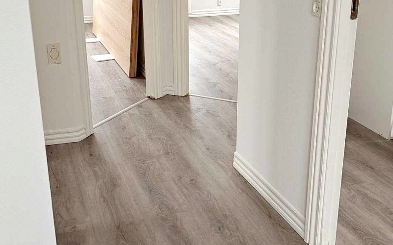 Nye trægulve i hele huset